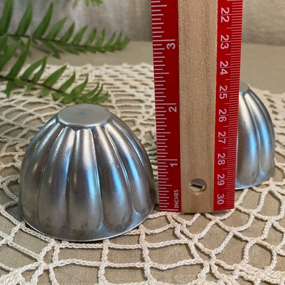 Set Of 6 Vintage Tin Molds - Picture 12 of 16